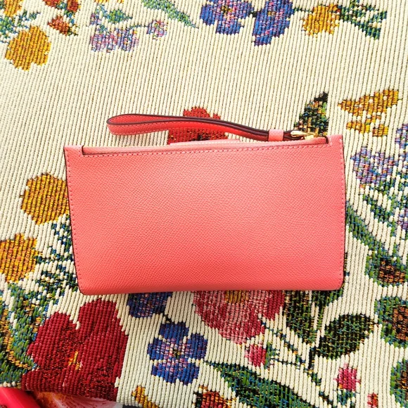 Coach Leather Tech Wristlet Wallet Pink Lemonade Women's NWT - Picture 4 of 12
